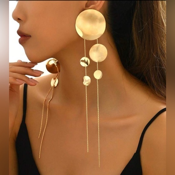 Quiet Luxury Boutique Jewelry - ✨NEW✨Elegant Gold Dangle Round Circle Disk Tassel Bold Tribal Statement Earrings